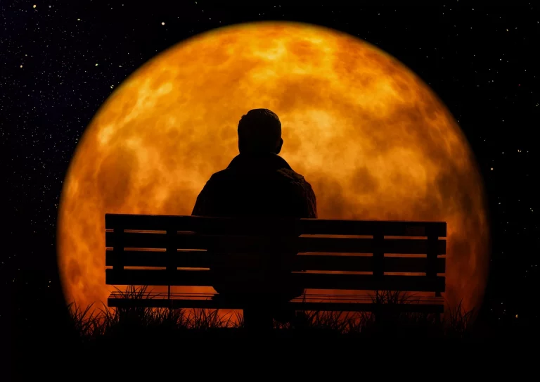 moon-3141248_1920
